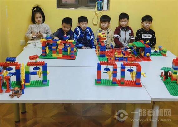 卡卡木机器人教育