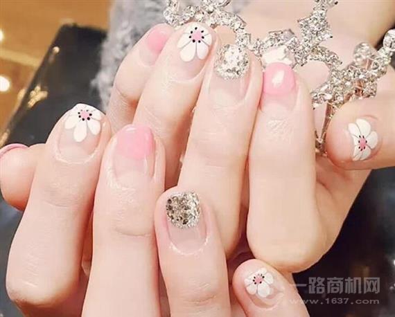 美惠子日式美甲美睫