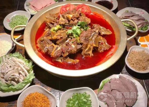 龚印记牛骨牛杂屋