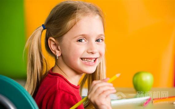 小怪艾克家庭STEAM美式启蒙