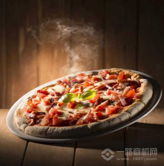 多樂納披薩加盟