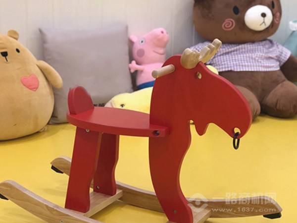 嘉美康贝小儿推拿