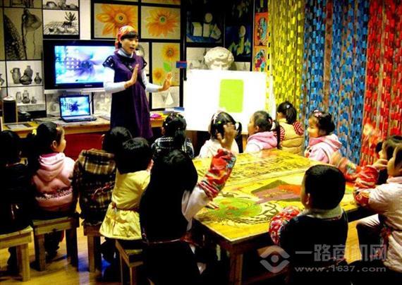 发现美儿童创意美术坊