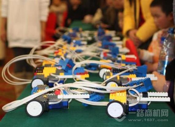 卡乐思机器人教育