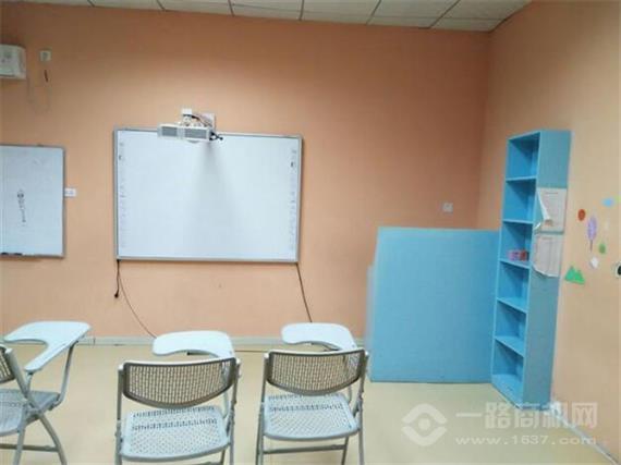 艾斯猴国际少儿英语