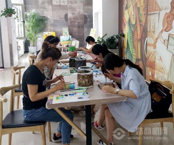 七色城堡少儿美术