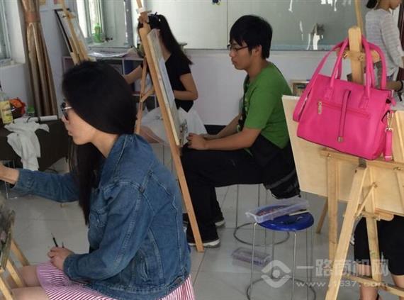 寓言儿童美术教育