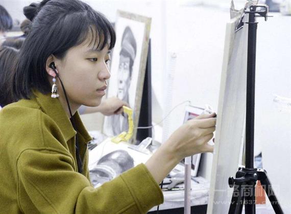 米友拉少儿创意美术绘馆