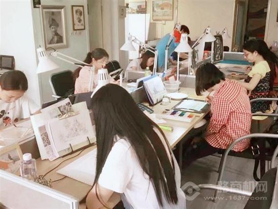 米友拉少儿创意美术绘馆