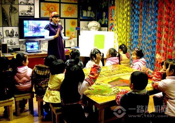 千里阳光少儿美术