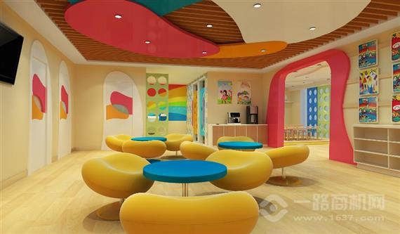 卿风国际美术教育