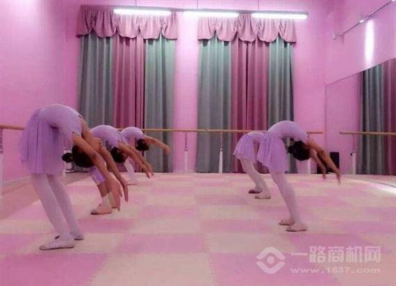 芭芭兔国际儿童艺术中心