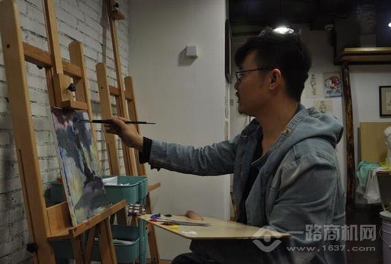 西里糊涂少儿艺术生活馆