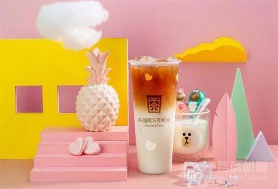 布朗熊与可妮兔奶茶