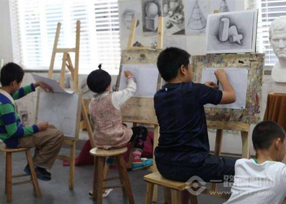 艺萌园少儿美术