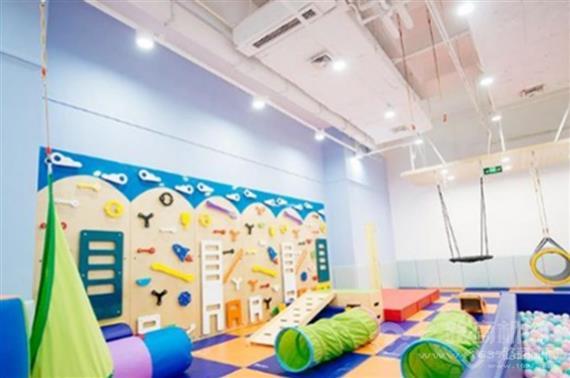 意蒙世家国际早教