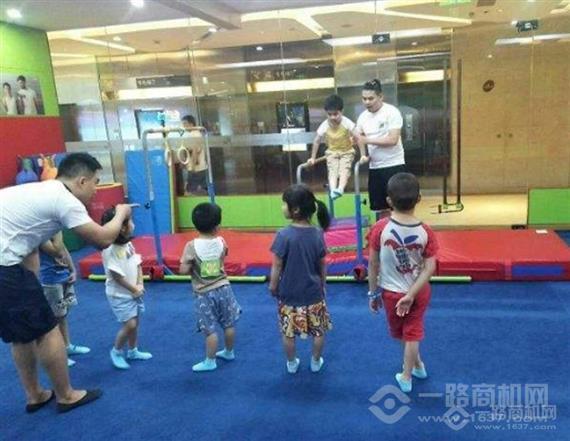 草蜢骑士儿童早教运动中心