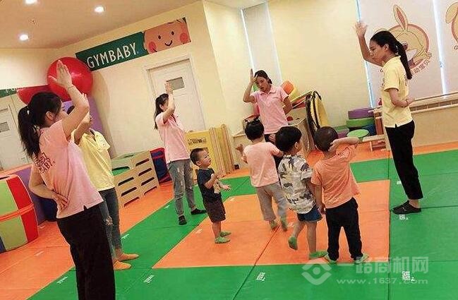 稚美托育加盟