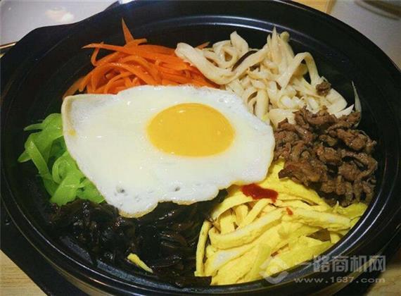 饭米粒石锅拌饭