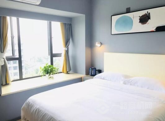 趣叮咚智能零售机