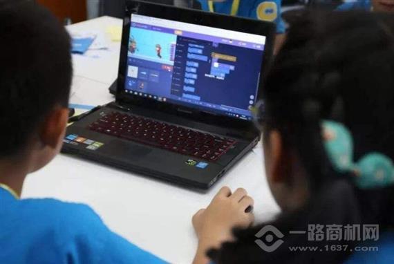 猿玛青少儿编程