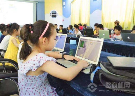 码枫青少儿编程