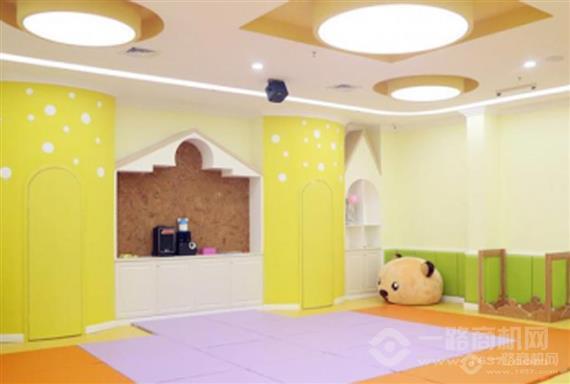 彩虹星球儿童教育中心