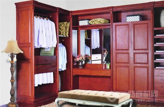 爱家伯爵衣柜