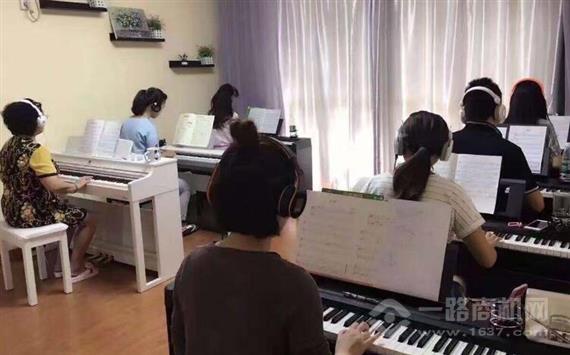 龚琛晨国际音乐中心