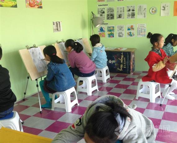 卡乐尔美术教育