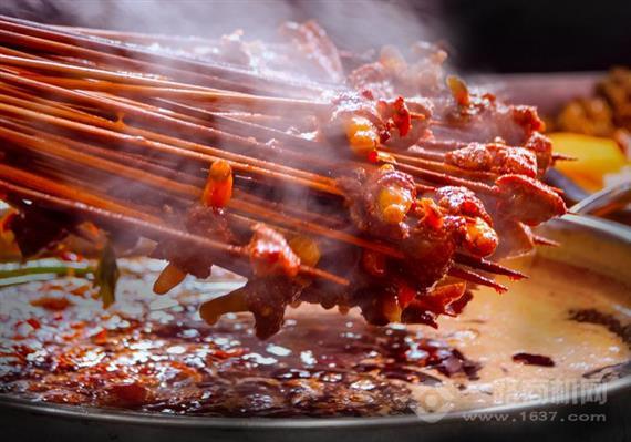 杨鼎记串串火锅