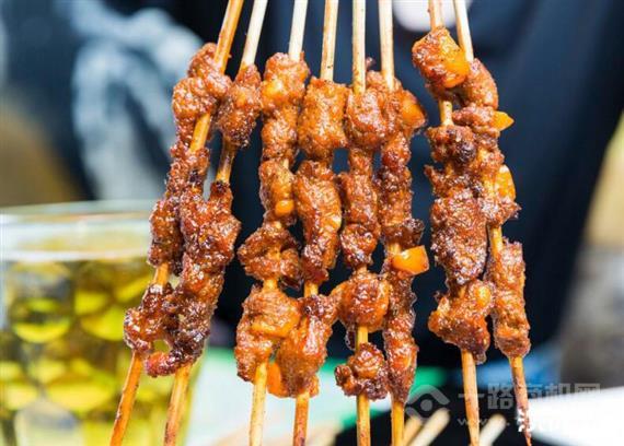 牛哄哄烤小串
