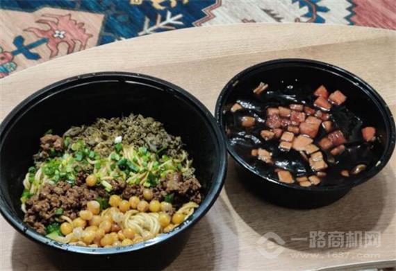 骆总督四川担担面