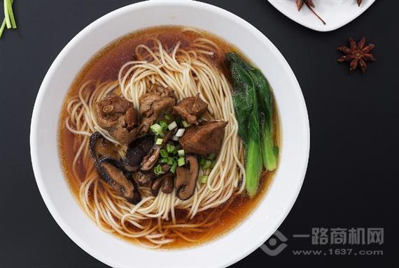 朕霆天下重庆小面