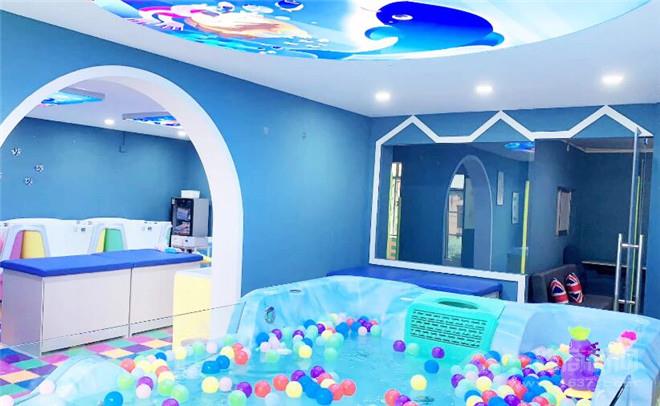 悠卡乐婴儿游泳馆加盟