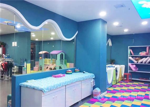 悠卡乐婴儿游泳馆