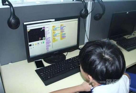 乐编宝少儿编程