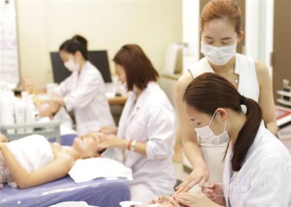 雨莎美妍皮肤管理