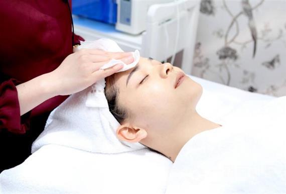 梵上町科技美肤馆