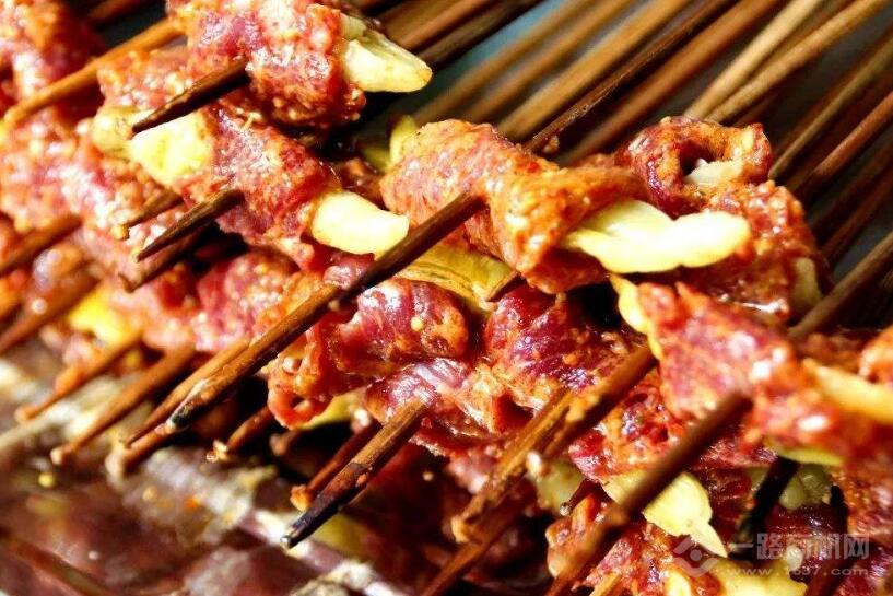 小签签串串香加盟