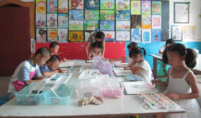 斐爾童年美術加盟