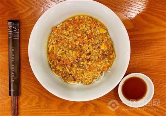 三名草屋蟹黄面