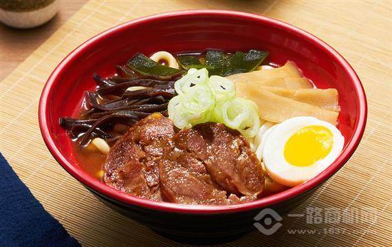 食屋三士日式拉面