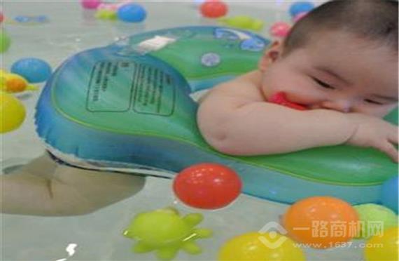 花漾妈咪婴儿游泳中心