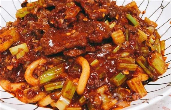 花小小新疆炒米粉