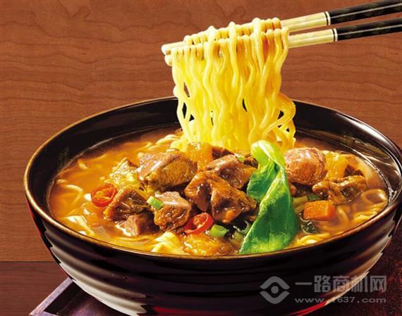 阳二牛拉牛肉面