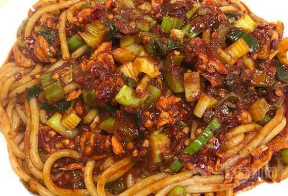 花小小新疆炒米粉