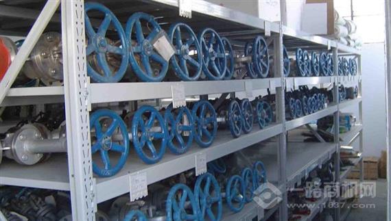 三头六臂汽配连锁