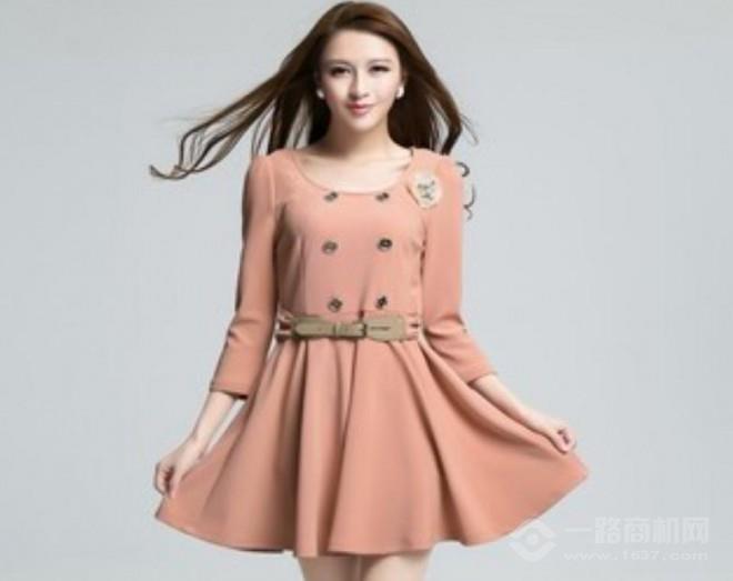 每依站女裝加盟