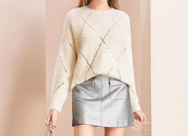 每依站女裝加盟